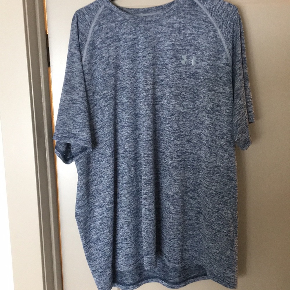 Under Armour tee